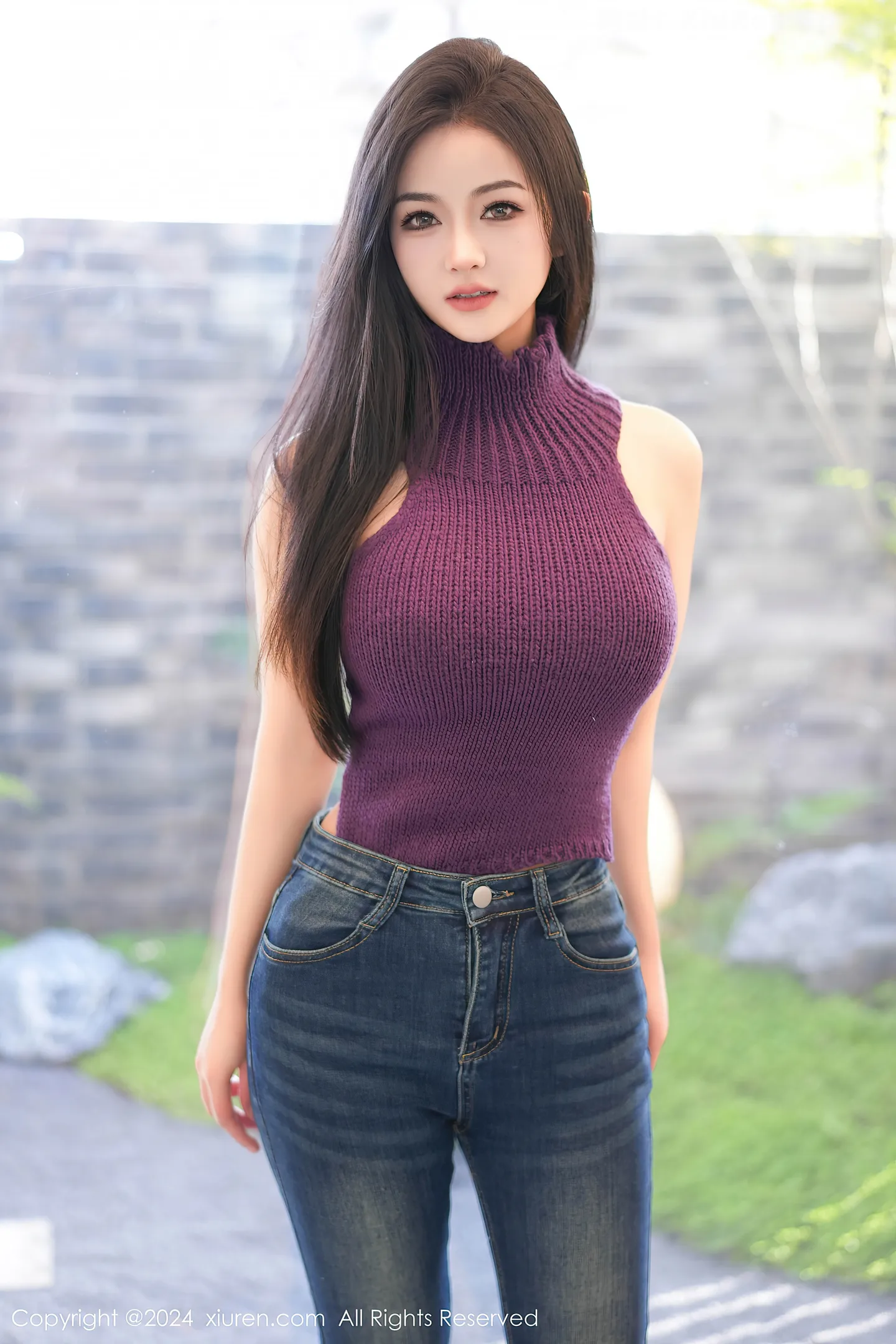 图片[2]-[XiuRen秀人网]VOL.7918 模特谭小灵性感紫色上衣配牛仔裤露超薄肉丝秀丰腴身姿诱惑写真75P-秀人网官方网站